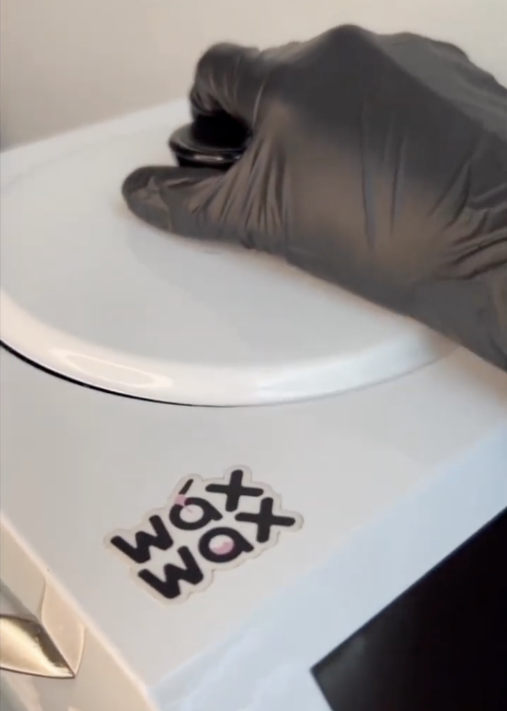 Cómo funciona la máquina de cera